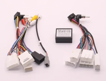 Переходная рамка Toyota Raize / Daihatsu Rocky (2019-2026) (F2 - вместо магнитолы 230x130мм) (10")